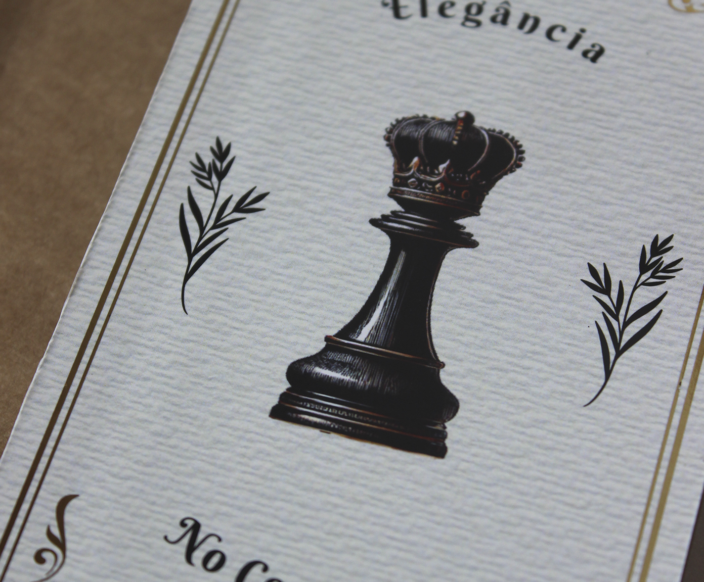 Quadro em Acr&iacute;lico "Eleg&acirc;ncia no Comando" image number 2