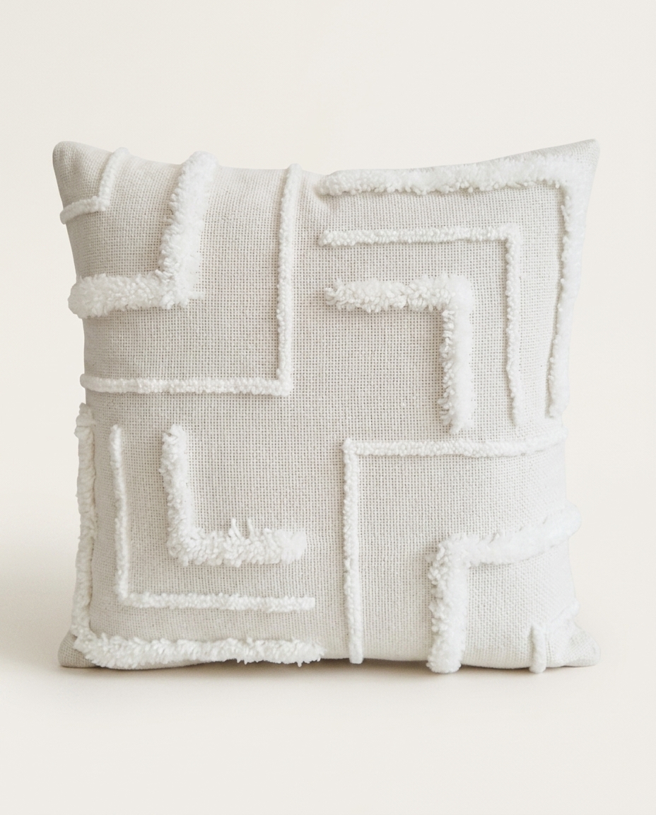 Capa de Almofada Bordada Mulan Off White image number 2