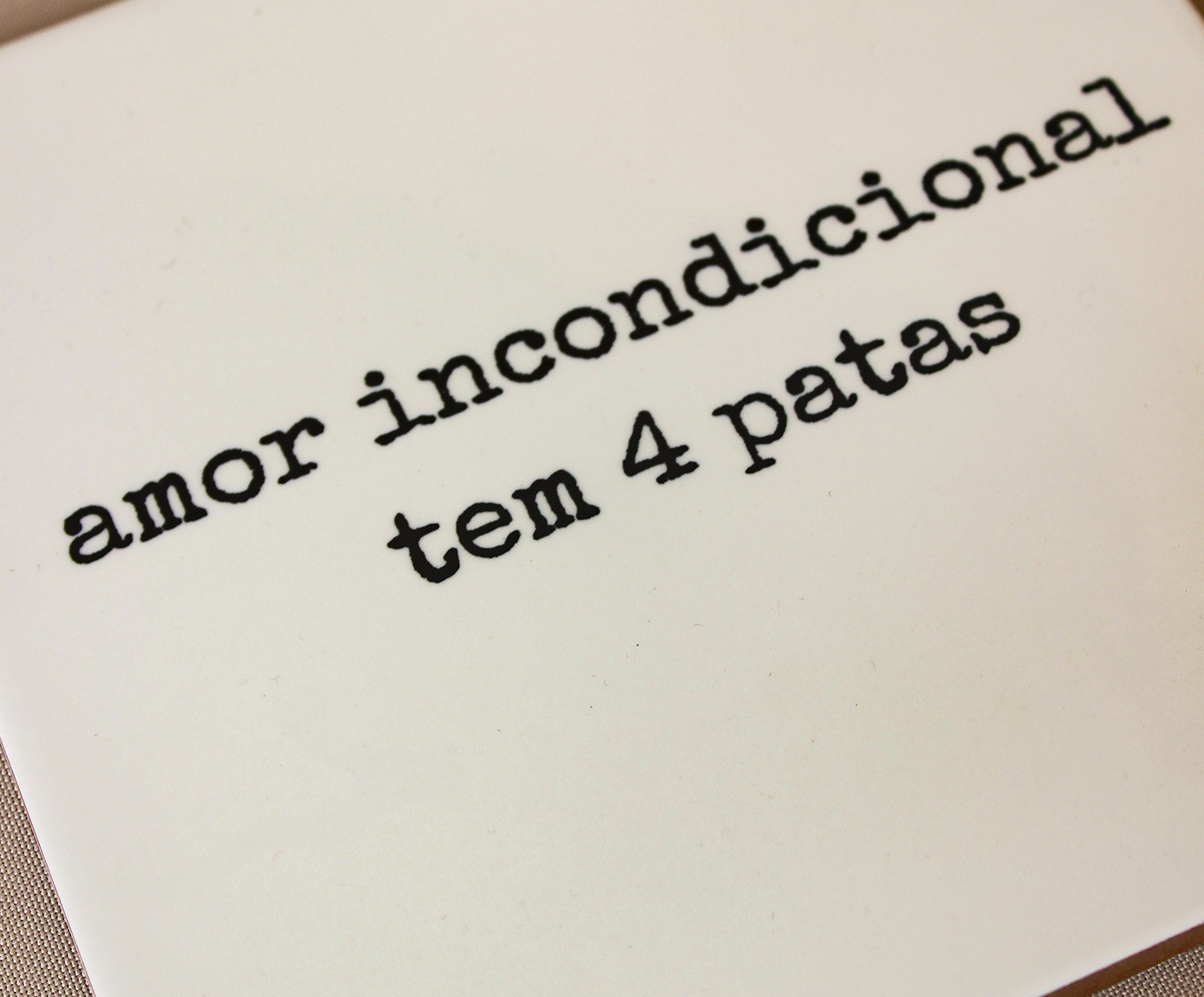 Azulejo Decorativo "Amor tem Quatro Patas" - image 1