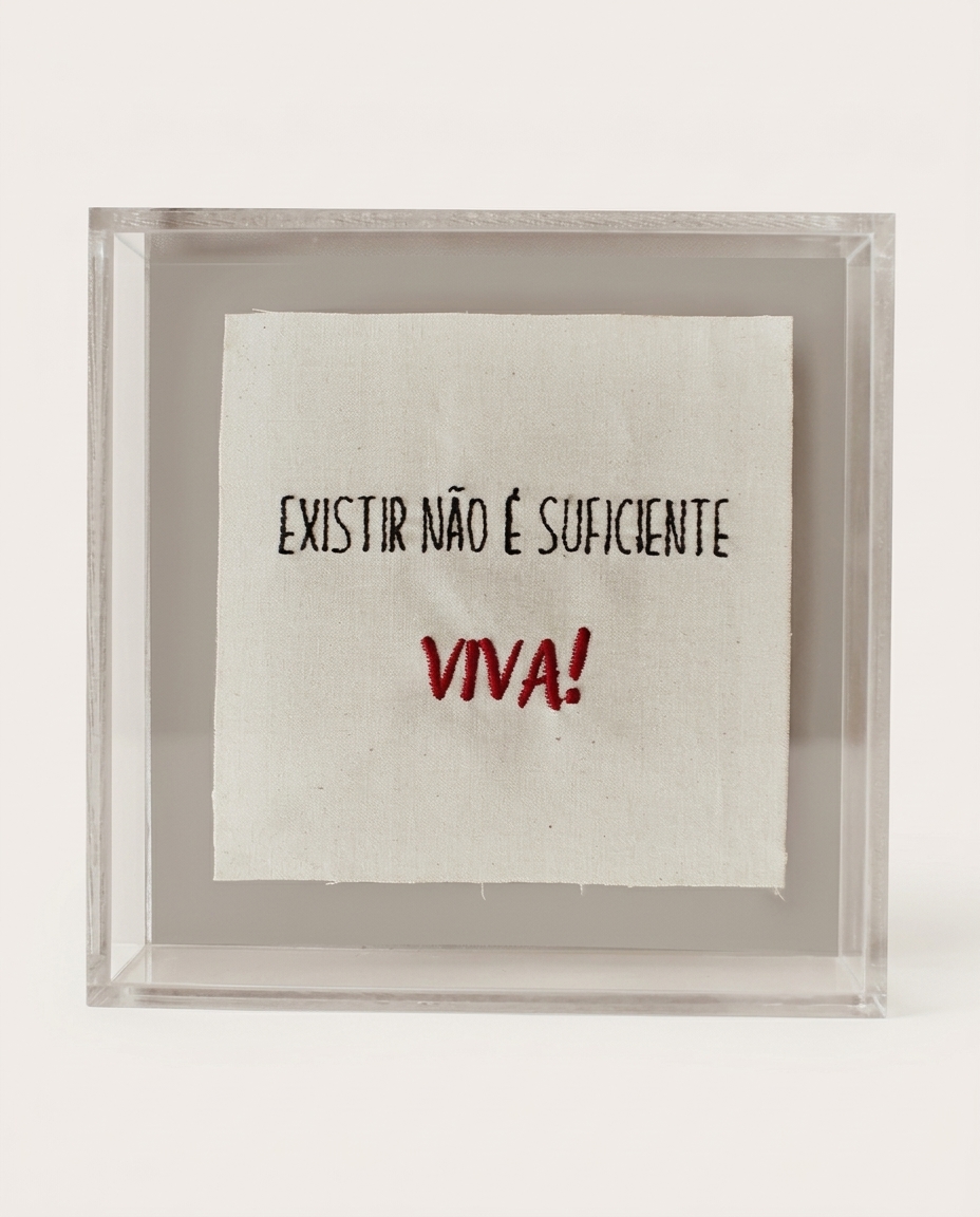 Quadro em Acr&iacute;lico "Bordado Viva" - image 0