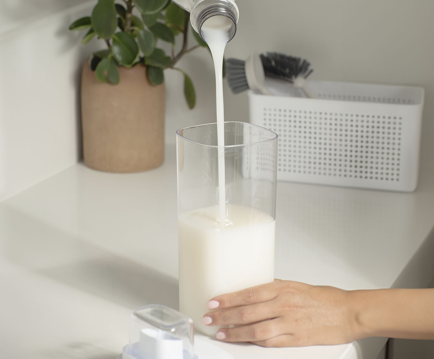 Dispenser Quadrado Flow Fechado Branco image number 2