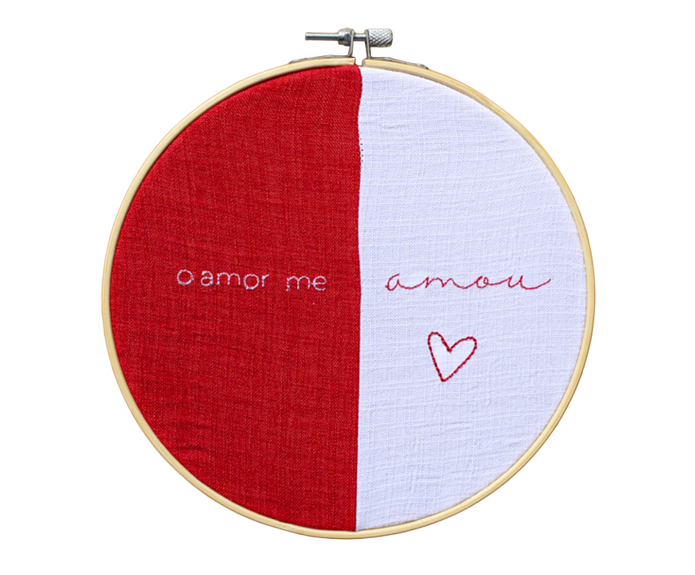Bordado Decorativo "O Amor Me Amou" image number 0