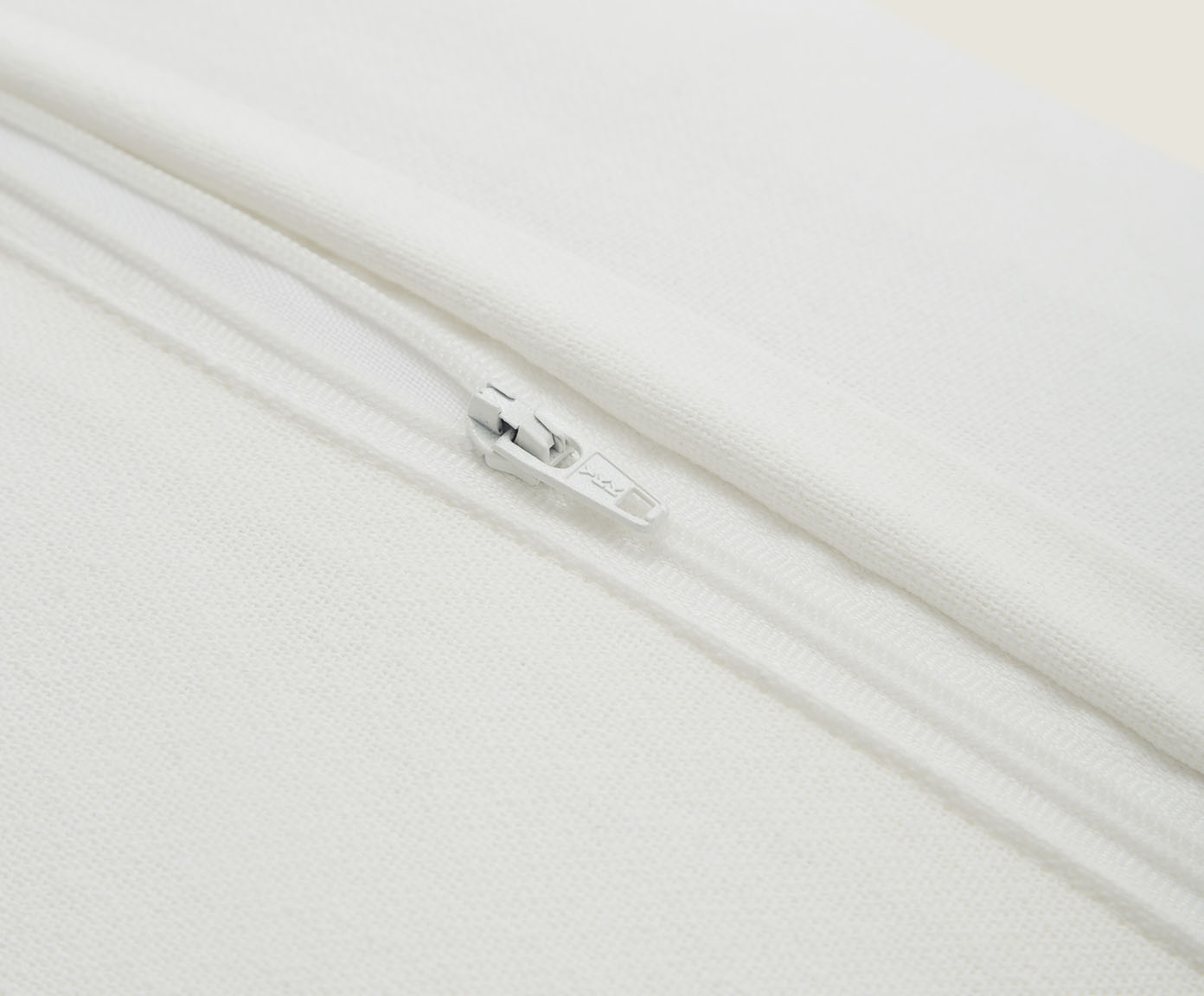 Capa de Almofada Algod&atilde;o Listrada Tufting Off-White image number 4