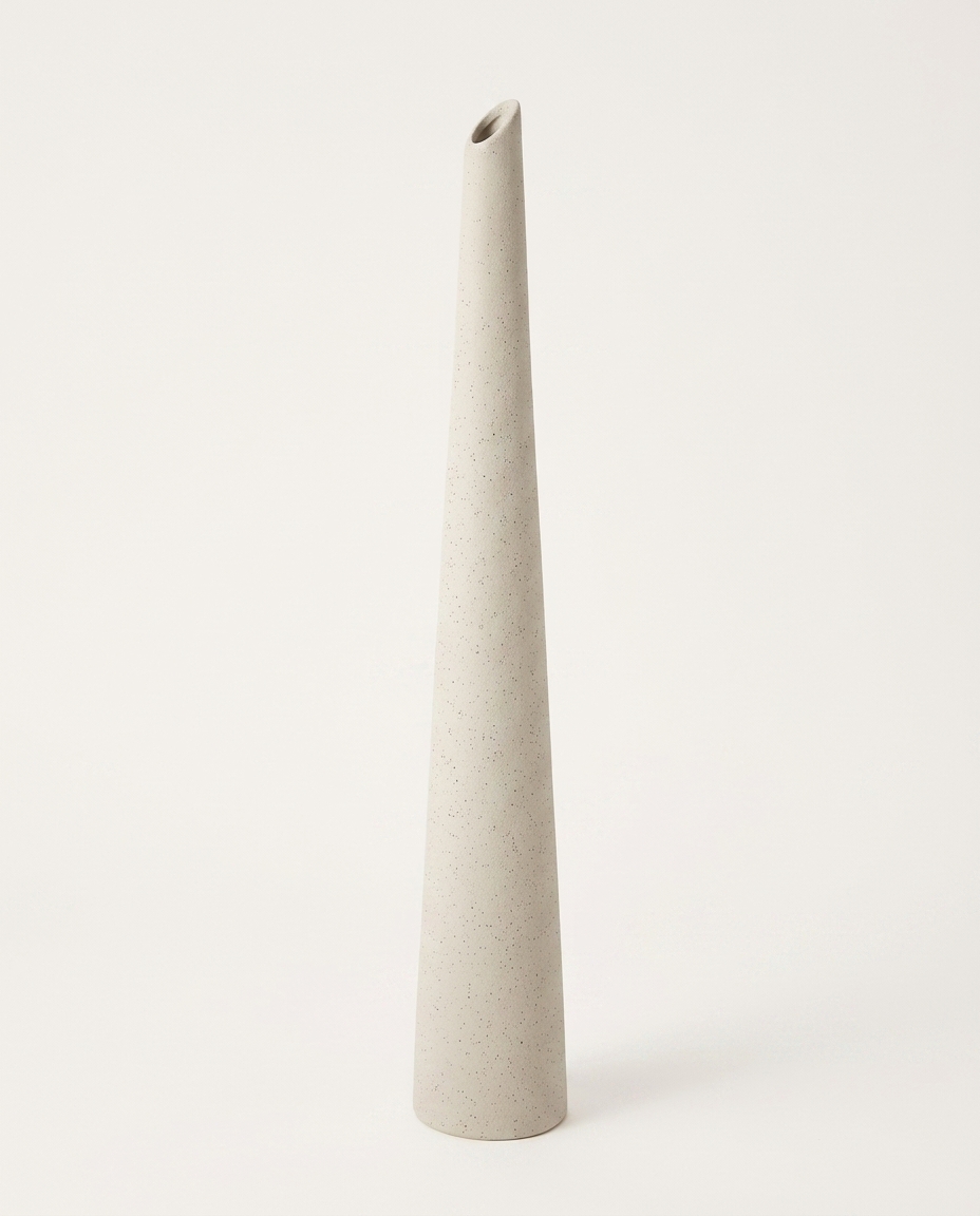 Vaso em Cer&acirc;mica Bastet I - Off White - image 1