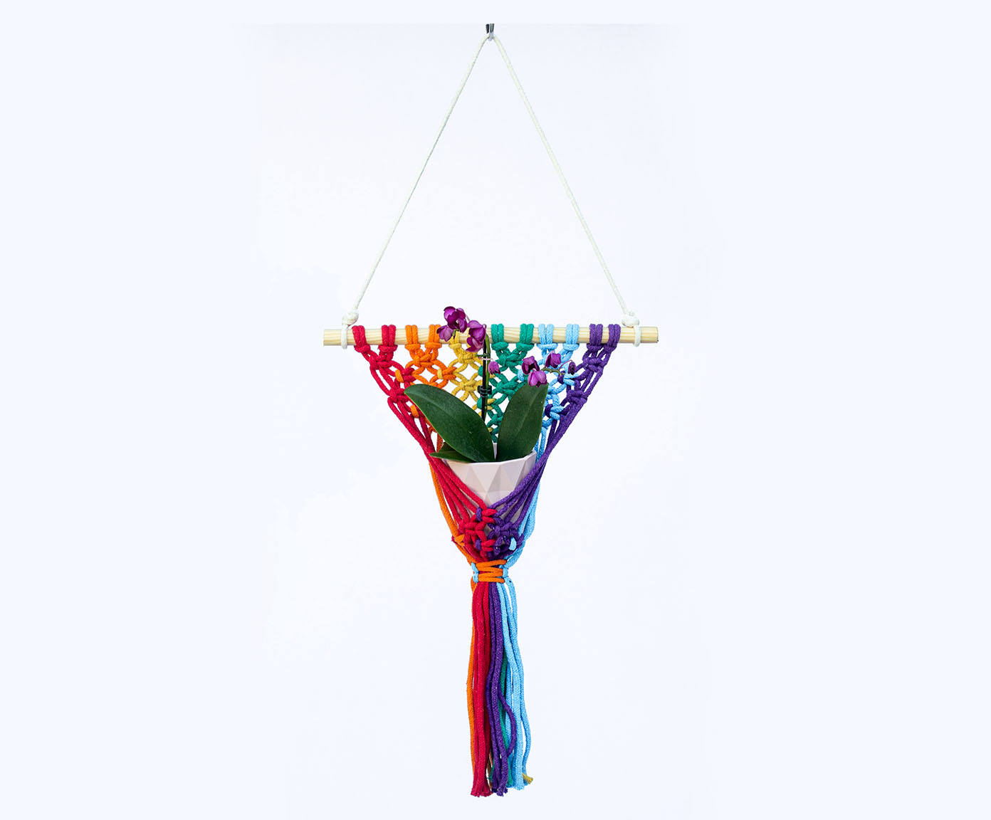 Hanger em Macram&ecirc; Pride Grande - image 1