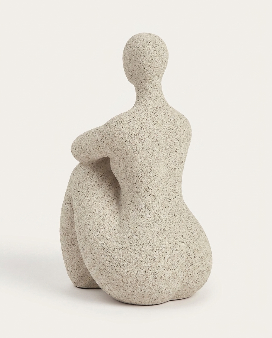 Adorno Decorativo Mulher Sentada - image 1