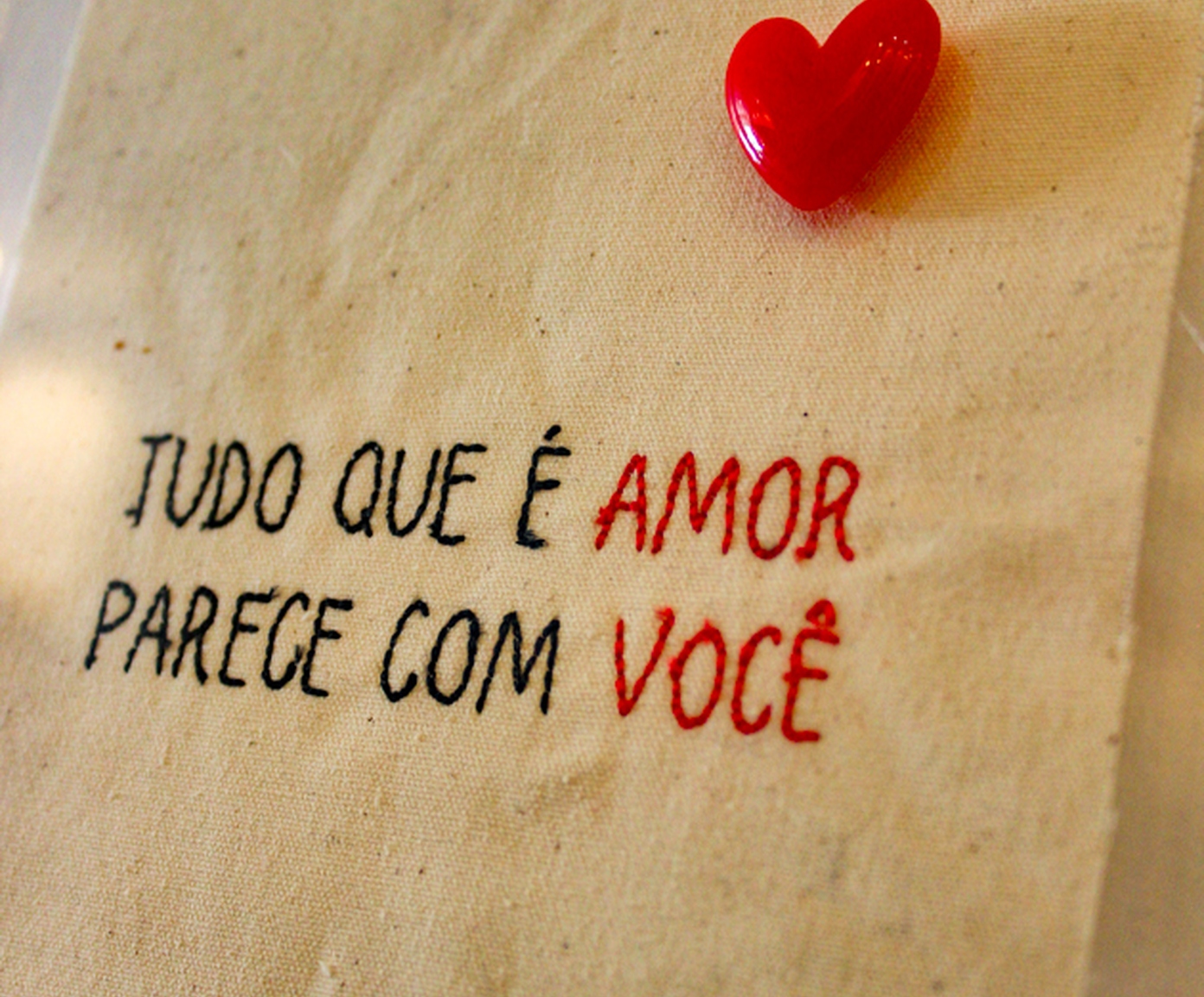 Quadro em Acr&iacute;lico "Tudo que &eacute; Amor" image number 2