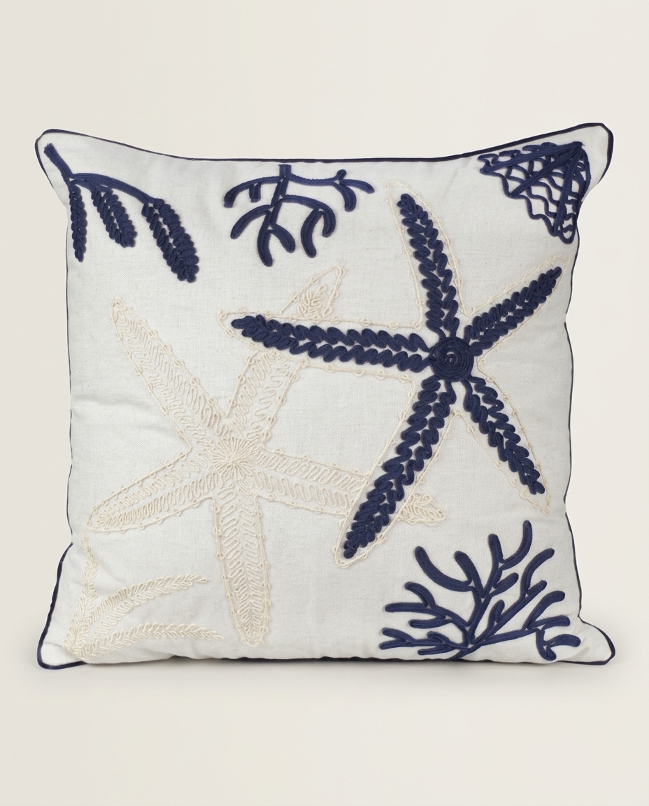 Almofada em Linho Cru e Boucle Estrela Marinho image number 4