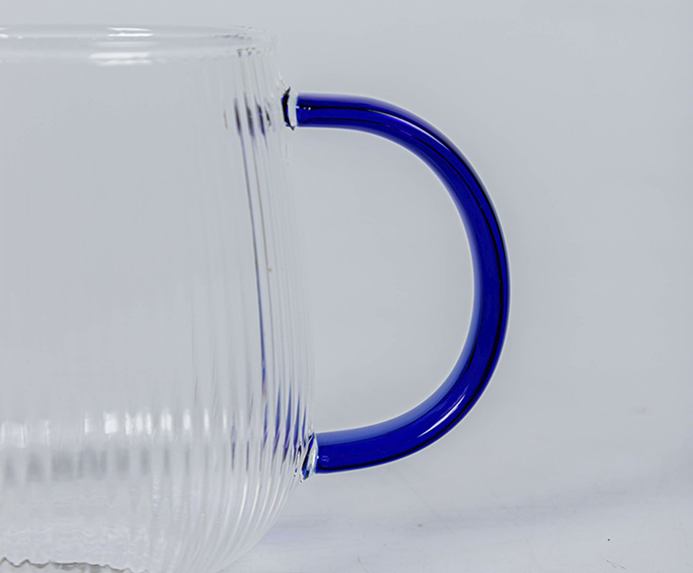 Caneca Canelada Azul Marinho image number 1