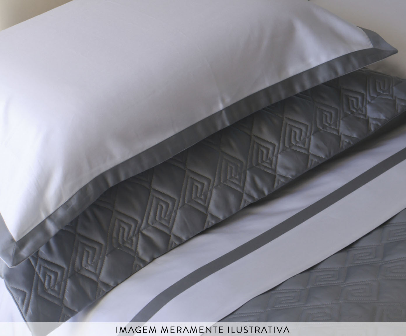 Colcha Matelassada 400 Fios com Toque Acetinado - Cinza Escuro - image 1