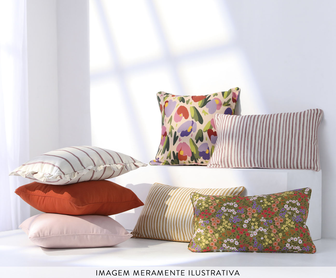 Capa de Almofada Estampada com Cordon&ecirc; Floral Olga Colorida image number 1