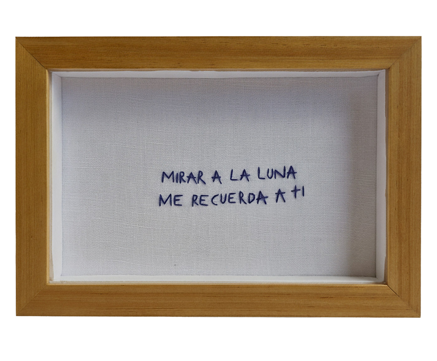 Quadro Decorativo Bordado Luna image number 0