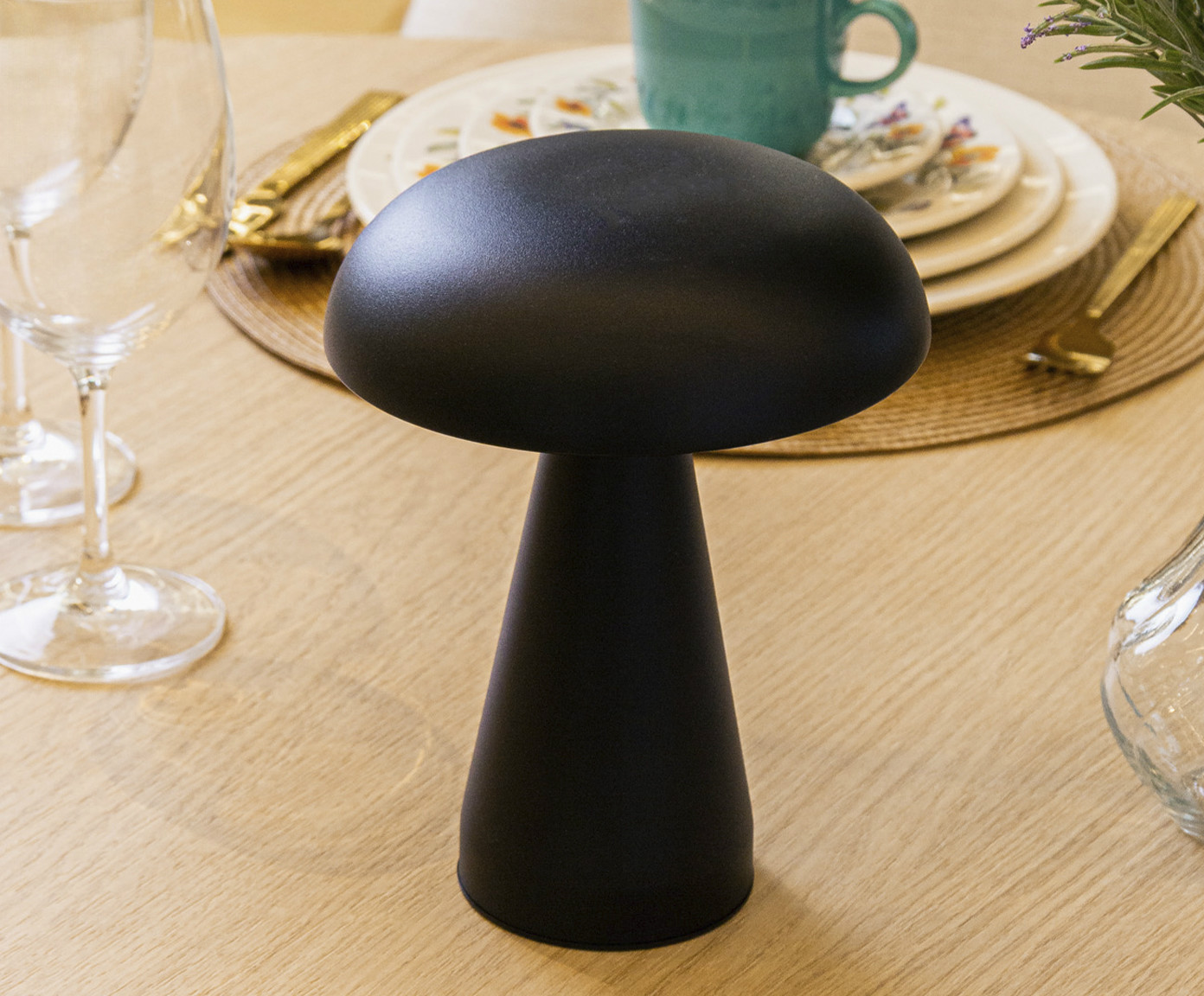 Lumin&aacute;ria de Mesa Tons Mushroom Preta image number 3