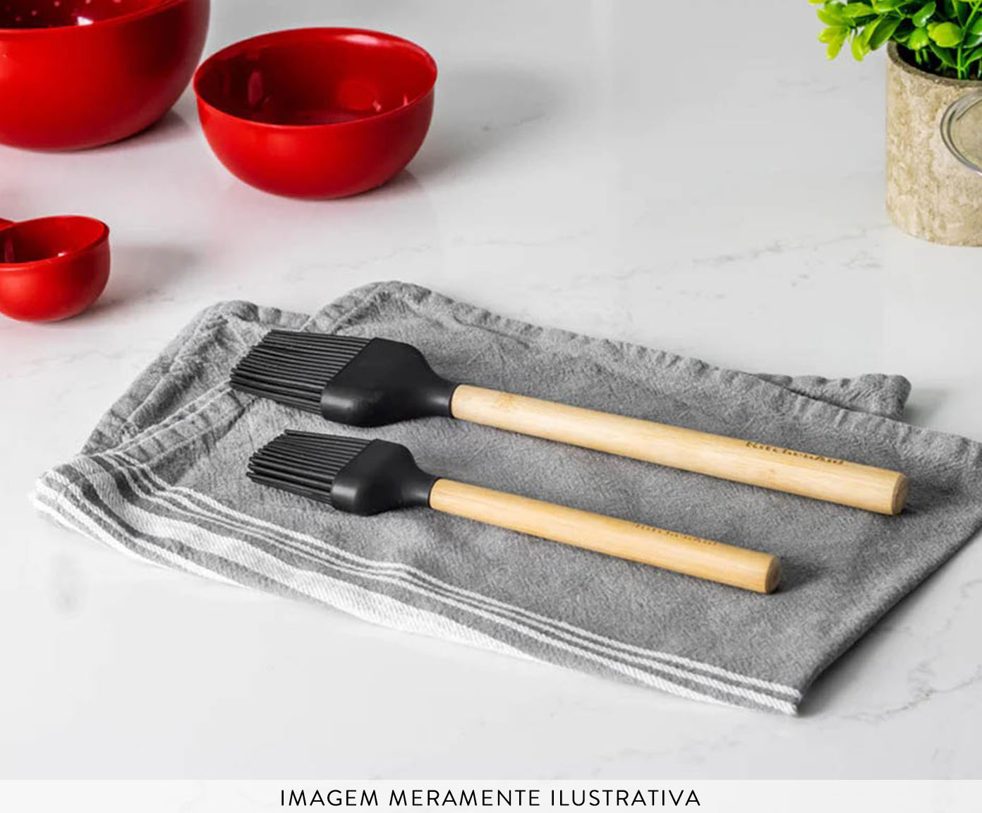 Pincel de Alinhavo em Bambu Kitchenaid Preto image number 2