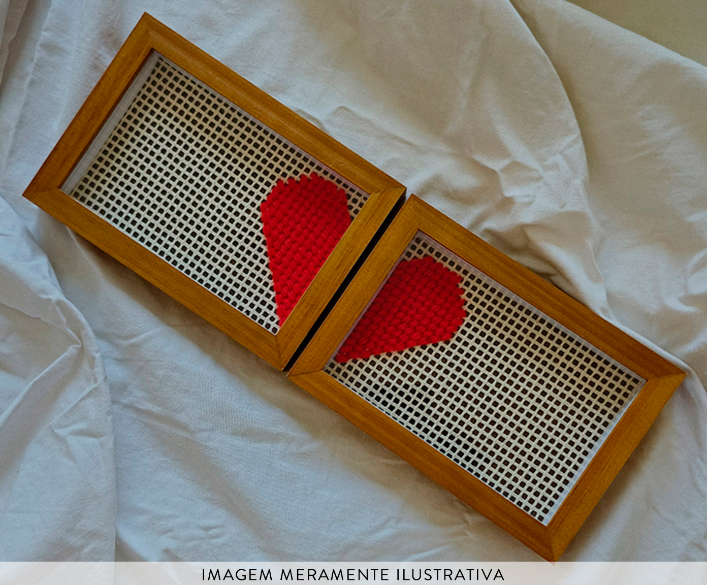 Quadro Juntinhos Vermelho image number 3