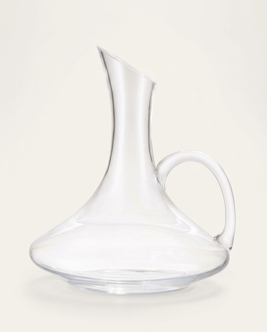 Decanter Akin image number 0