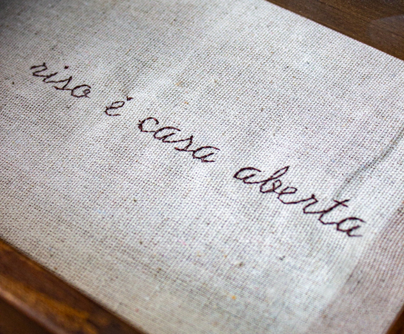 Quadro Decorativo "Riso &eacute; Casa Aberta" image number 2