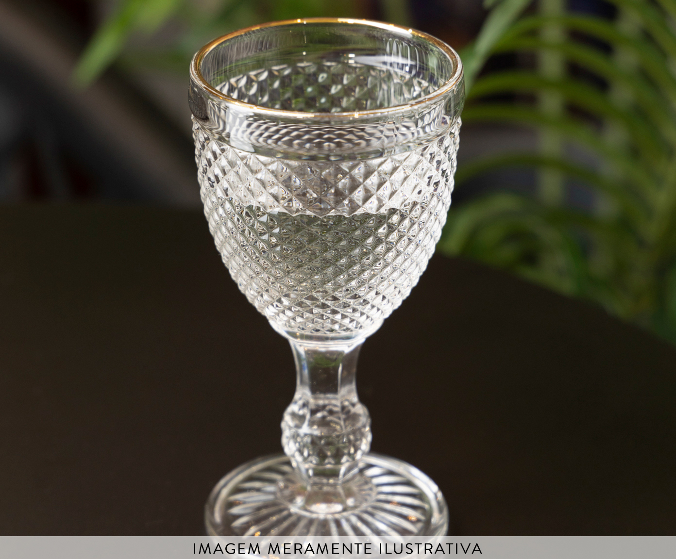 Ta&ccedil;a para &Aacute;gua com Fio Dourado Bico de Jaca image number 4