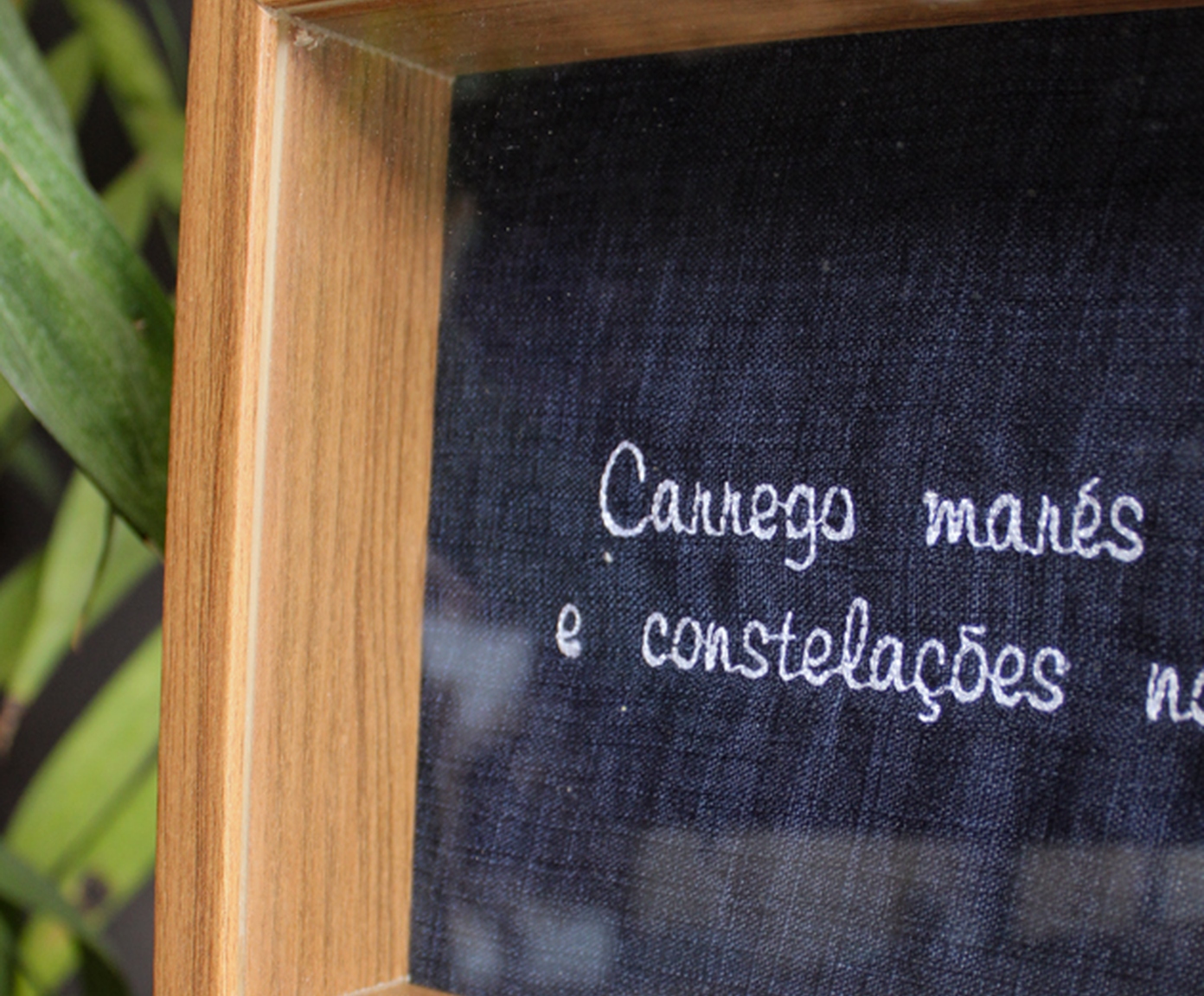 Quadro Decorativo "Carrego Mar&eacute;s no Peito" image number 1