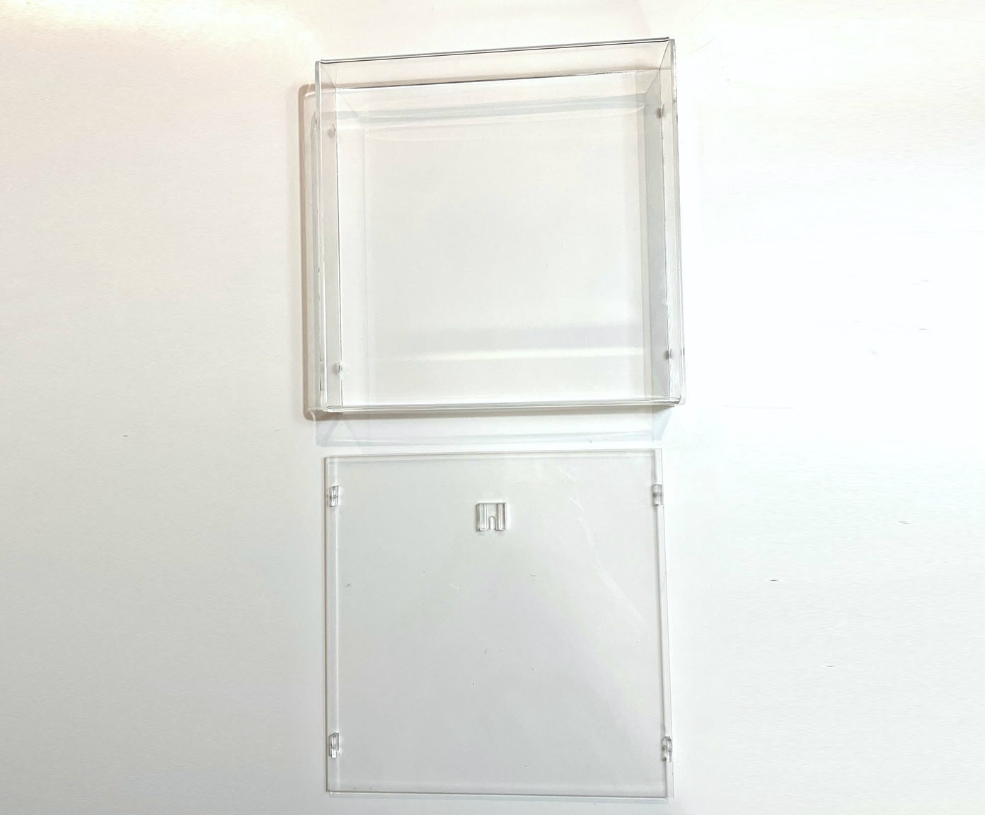 Caixa para Gravura de Parede Coriakin Cristal image number 2