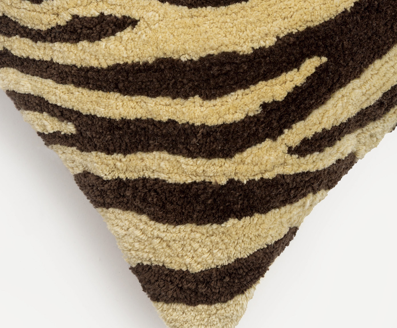 Capa Almoafada Zebra Tufting Bege image number 2