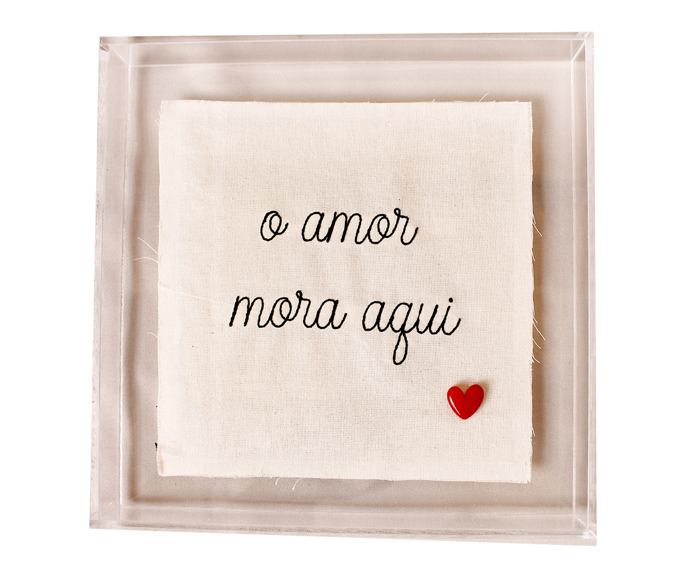 Quadro em Acr&iacute;lico "Bordado O Amor Mora Aqui" image number 0