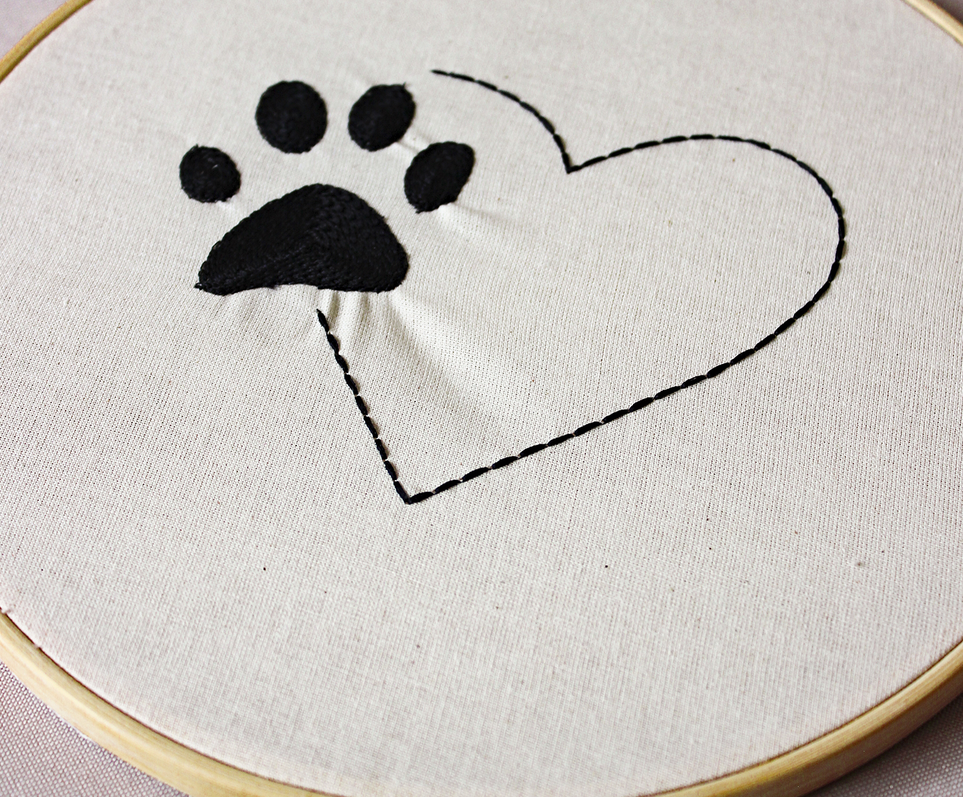 Bordado Decorativo "Love Pet" image number 1