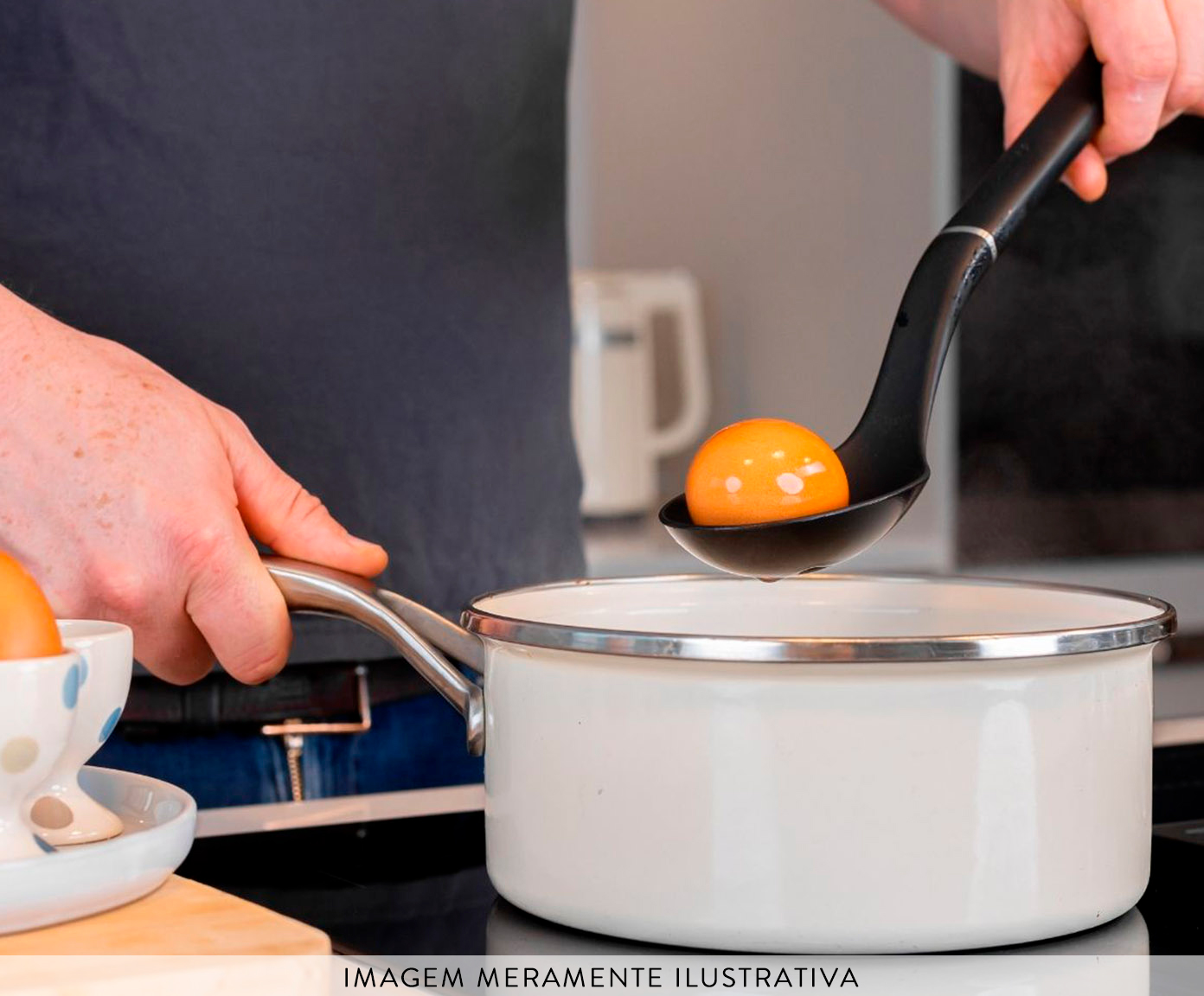Colher Perfurada para Servir em Nylon Kitchenaid Preta image number 3