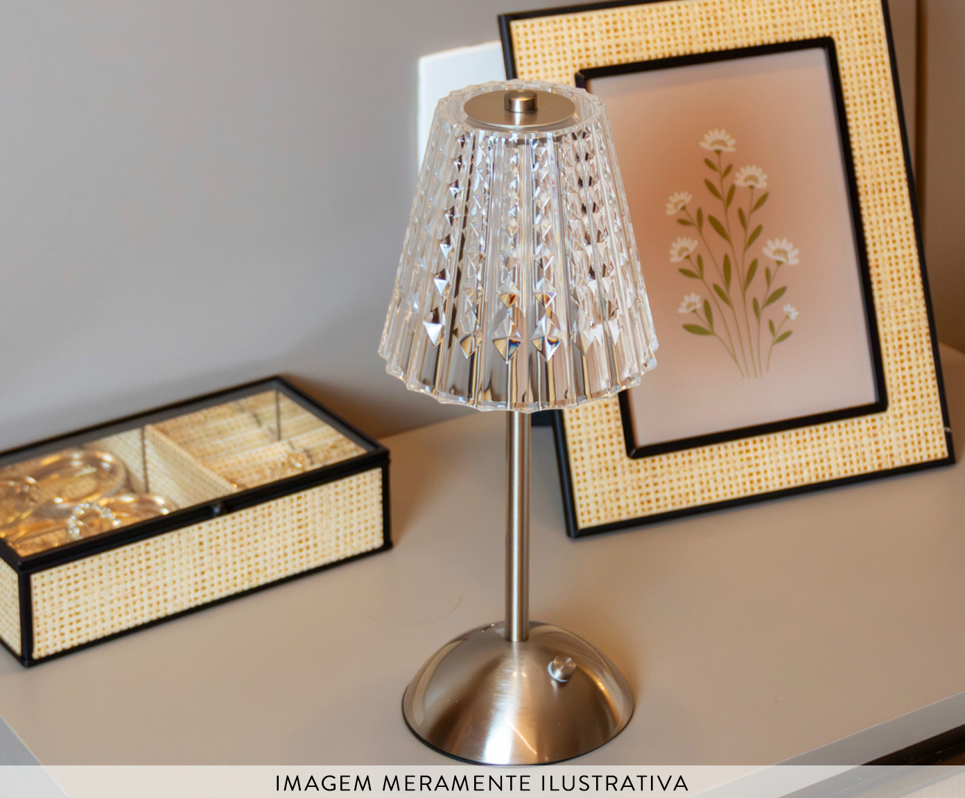 Lumin&aacute;ria de Mesa em Led Leumina Prateado image number 3