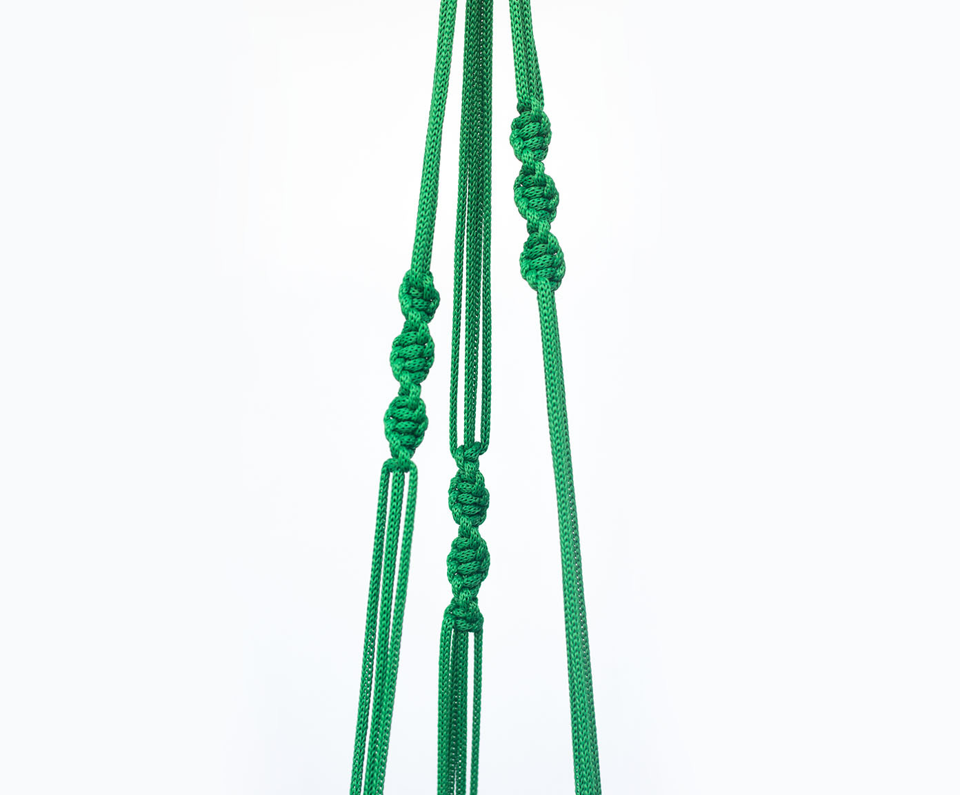 Hanger em Macram&ecirc; Cool Verde image number 2