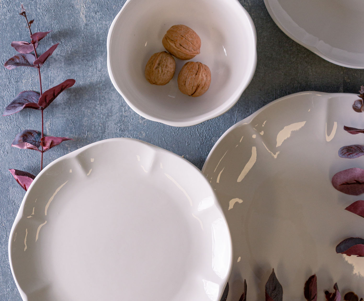 Prato Raso em Porcelana Wave Branco image number 7