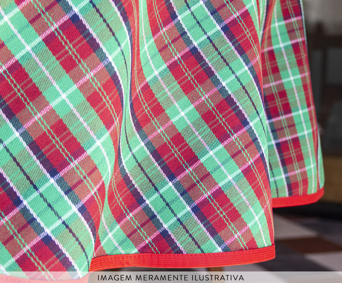 Toalha de Mesa Xadrez Verde e Vermelho Redonda image number 3